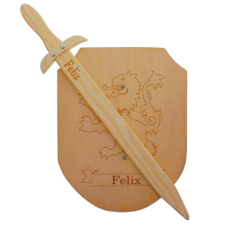 Holzschwert und Schild mit Gravur